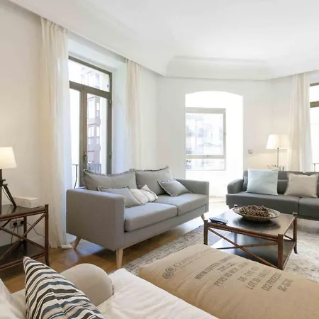 The Collection Marina شقة سان سيباستيان